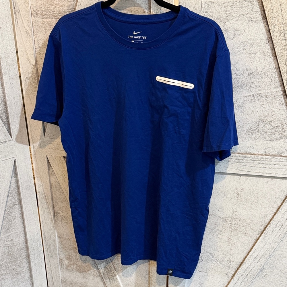 Nike Men's Chelsea Football Club Short Sleeve Tee